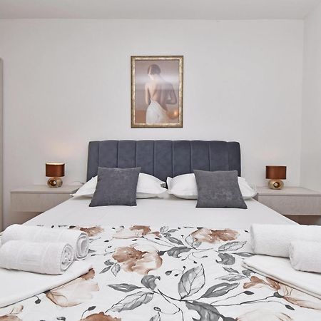 טוצפי Apartments Barba מראה חיצוני תמונה